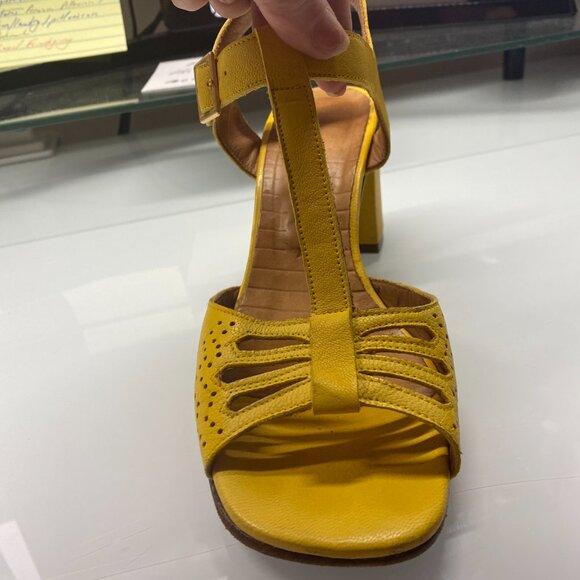 Chie Mihara Yellow Leather Sandals – Made in Spain – Size 37.5 (US 7-7.5) - Picture 7 of 8